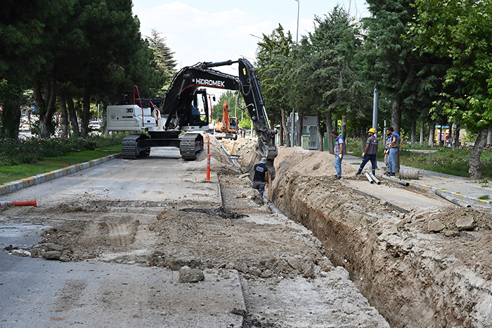 Otogar bölgesindeki üst geçidin