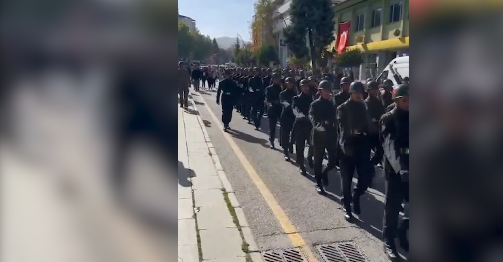 Bugün Isparta Valiliğinin yanında