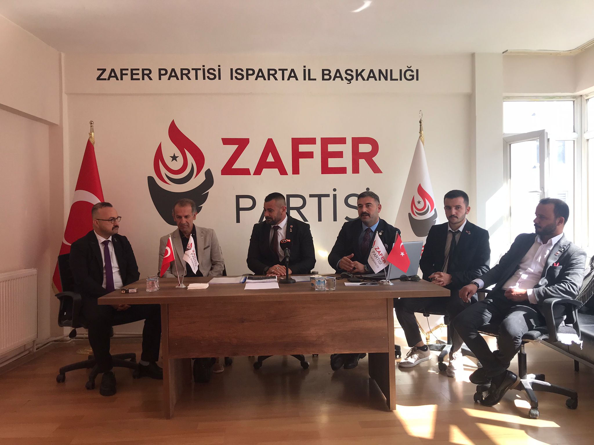 Isparta Zafer Partisi İl