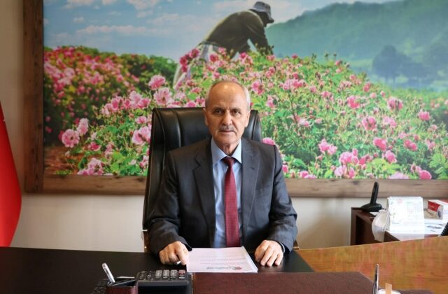 Gül Üreticilerinin Yüzü Güldü