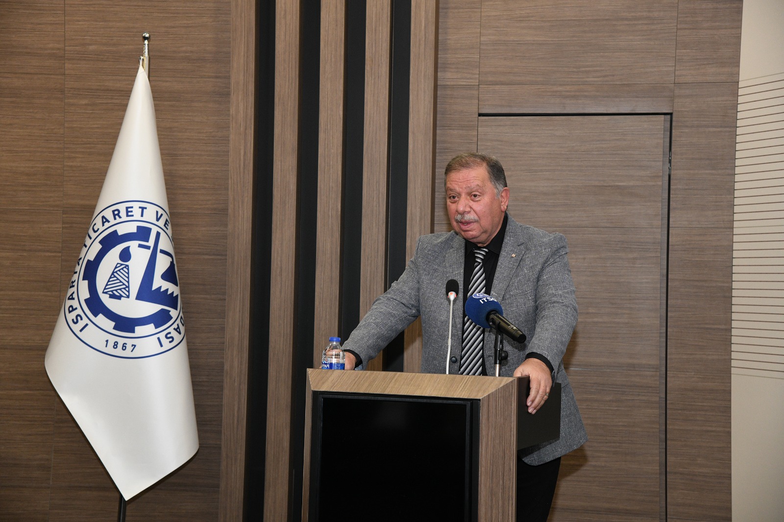 Isparta’daki Sanayicilere Önemli Tüyolar Verildi