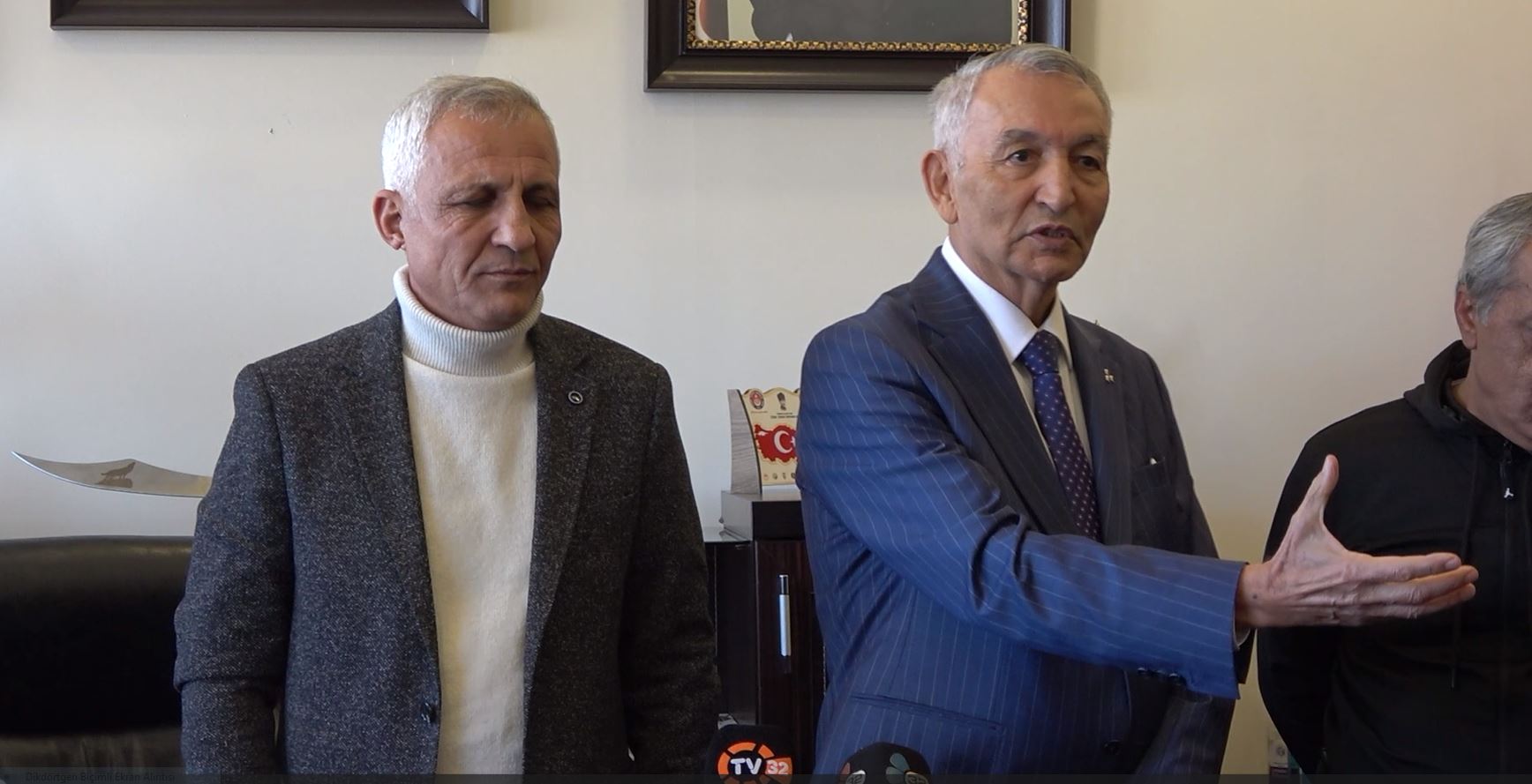 Bugün Mhp İl Binasında
