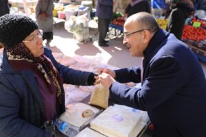 Tural, “Üstünü Kapatmakla Kapalı Pazar Olmaz!”