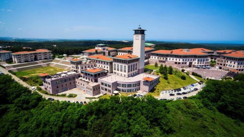 Bir Öğrenciye Alevi Olduğu