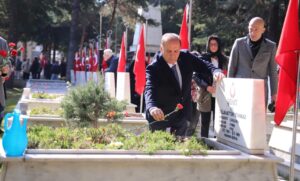 Atakan Yazgan, Şehitlik Ziyaretinde Bulundu