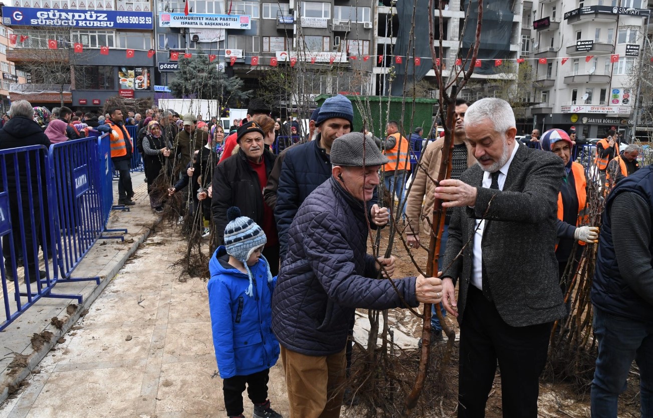 Isparta Belediyesi, ‘Fidanlar Bizden