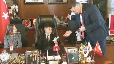 23 Nisan’da Eğirdir Belediye Başkanlık Koltuğuna Küçük Ahmet Selim Oturdu