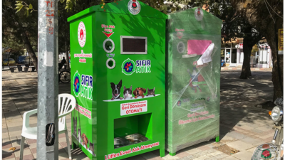 Isparta Sokaklarında Bu Otomatları Görmek İsteyen Hayvan Severler Var