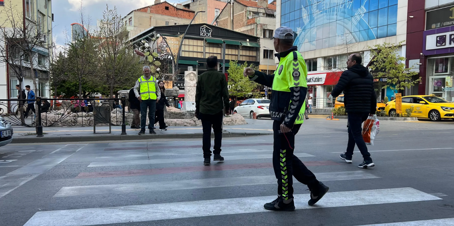 Isparta’da Havadan ve Karadan Trafik Denetimi