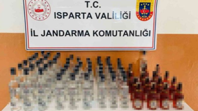 Satılmak üzere Isparta’ya getirilen 211 litre kaçak içki ele geçirildi
