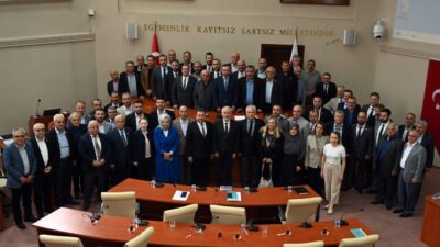 Isparta Belediye Başkanı ve Meclis Üyeleri, İl Genel Meclisini Ziyaret Etti