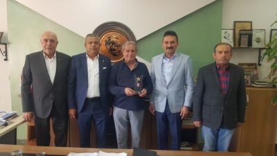 2023 Tescil İşlem Sıralamasında Başarı Gösteren İşletmelere Plaket Takdimi