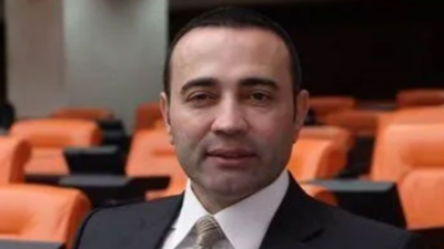 İyi Parti Antalya Milletvekili Aykut Kaya partisinden istifa etti
