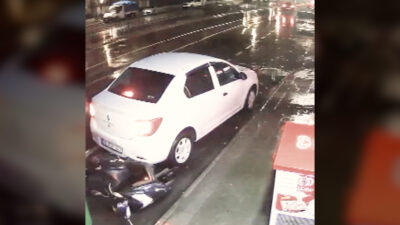 Park Halinde Bulunan Motor 3 Farklı Kazaya Karıştı