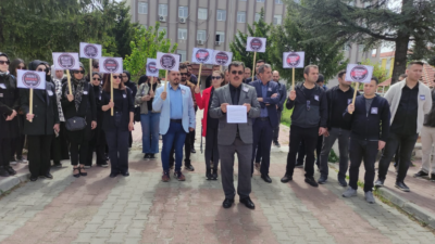 Eğitim Bir Sen Şarkikaraağaç’da Meslektaşları İçin Basın Açıklaması Yaptı