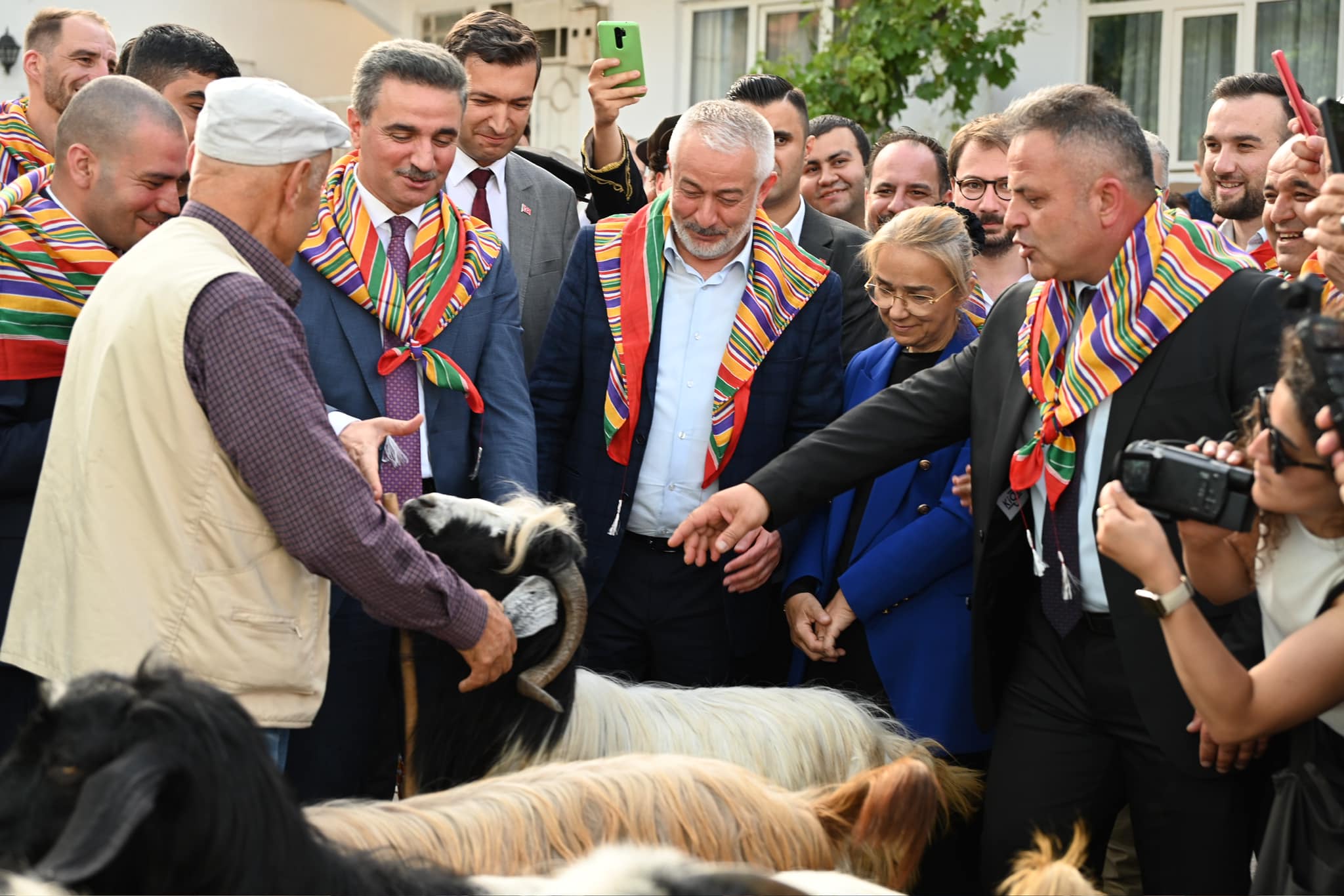 400 Yıldır Bitmeyen Gelenek : Kurban İndirme Töreni