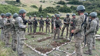 Dağ Komando Okulu ve Eğitim Merkezi Komutanlığı Tatbikat Yaptı