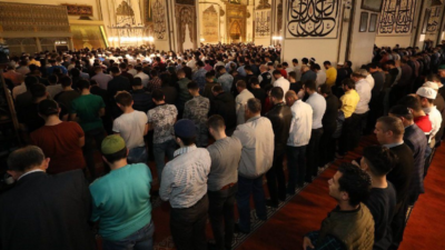 Bayram namazı saat kaçta kılınacak?