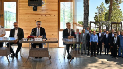 Vali Baruş, Atabey İlçesini Ziyaret Etti