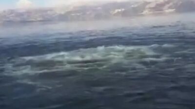 Eğirdir Gölünde Görenleri Şaşkına Çeviren Görüntü