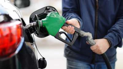 Benzin Fiyatlarına Dev İndirim!