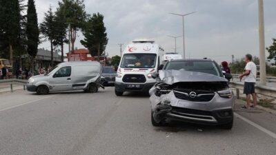 Burdur-Isparta Yolunda Zincirleme Kaza: 5 Yaralı