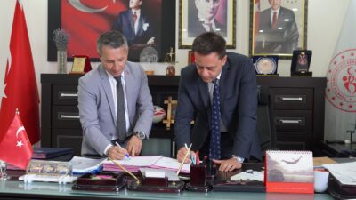 Gençlik Spor ve SDÜ Arasında Protokol İmzalandı