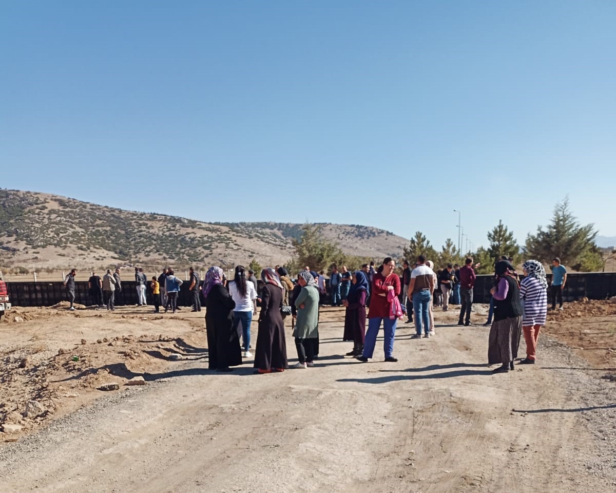 SDÜ ile TOKİ Sakinleri Arasında “Bağlantı Yolu” Tartışması