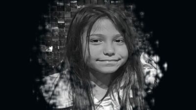 8 yaşındaki Asya Değirmenci, demir kapının altında kalarak hayatını kaybetti!