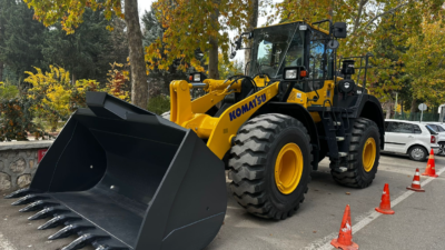 Atabey Belediyesi’ne Yeni İş Makinesi: İlçenin Hizmet Gücü Artıyor