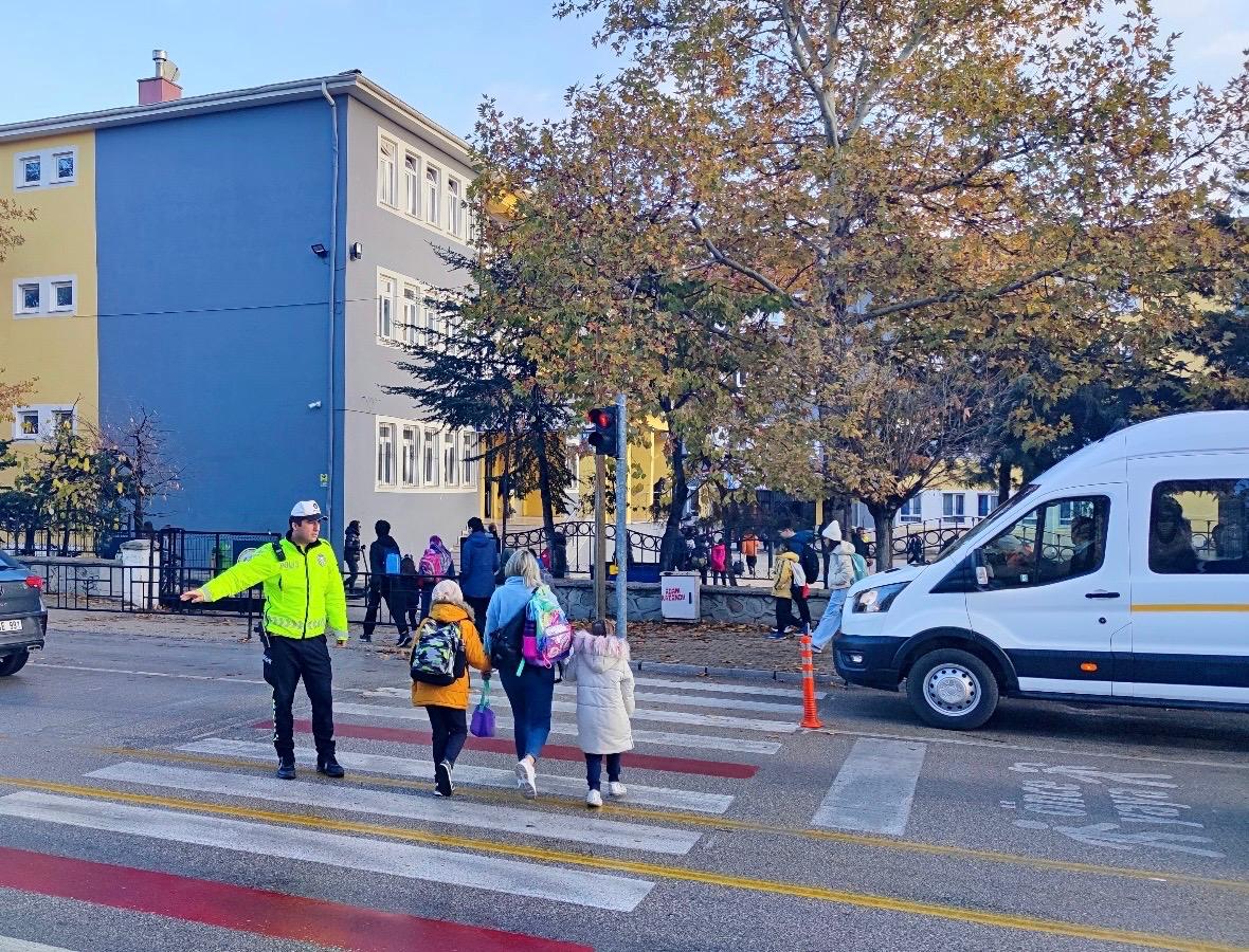 Okul Çevreleri ve Servis Araçlarına Yönelik Denetimler Gerçekleştirildi