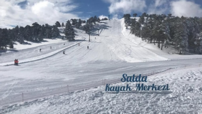 Salda Kayak Merkezi Sezonu Açtı
