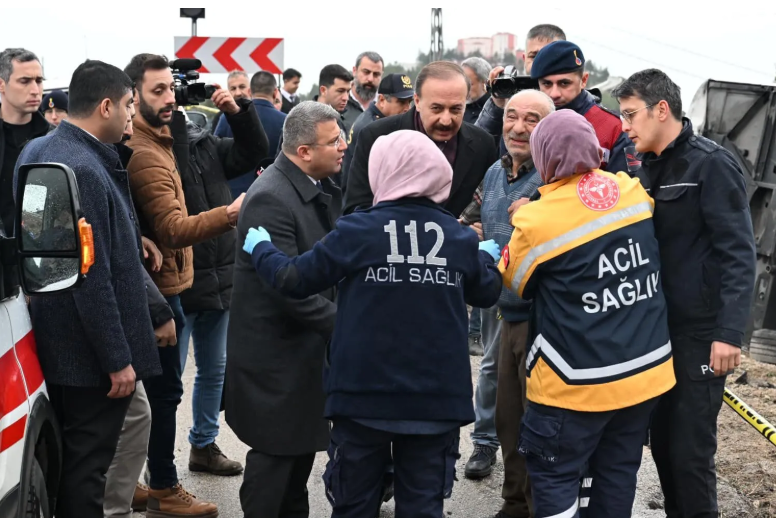 Isparta Valisi Abdullah Erin’den Yaralılara Ziyaret