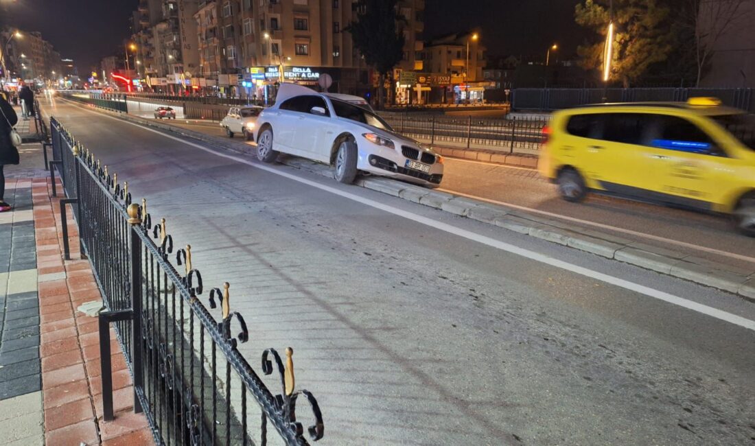 Isparta’da otomobil, alt geçide