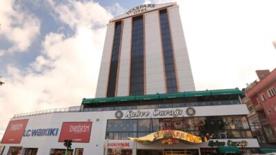 Isparta Oteli Yıkım İçin Boşaltılıyor