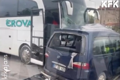 Isparta’da Feci Kaza: Minibüs ile Otobüs Çarpıştı