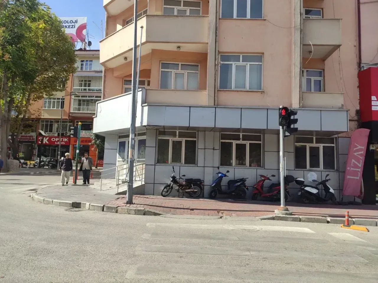 Kent Merkezine Yeni Nefes: Karakol Binası Yıkılıyor