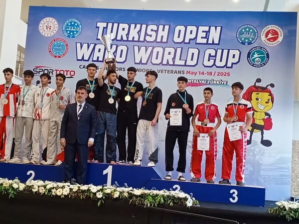 Gençler Kick Boks Dünya Şampiyonası’nda Dünya Üçüncüsü Oldu