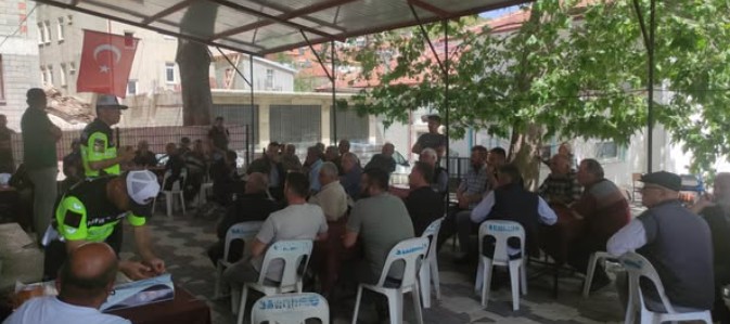 Eğirdir Jandarmasından Sarıidris’te Trafik Güvenliği Semineri