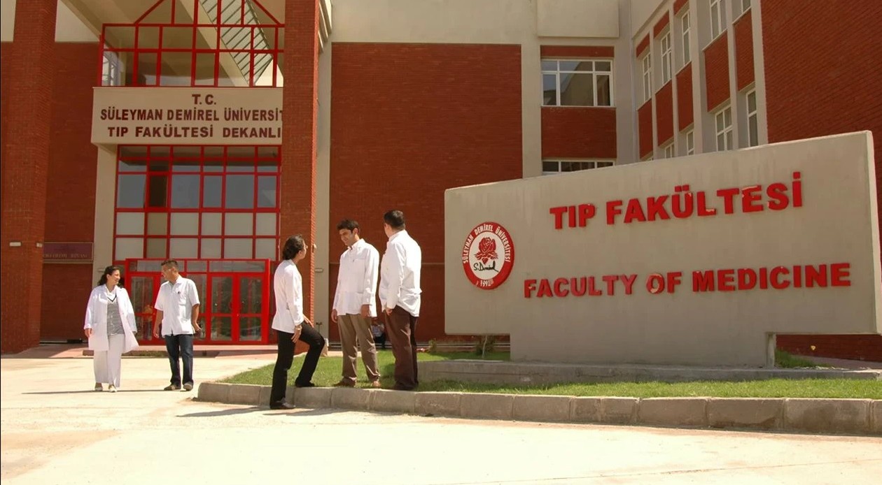 SDÜ Tıp Fakültesi, Türkiye’nin En İyi 50 Tıp Fakültesi Arasında