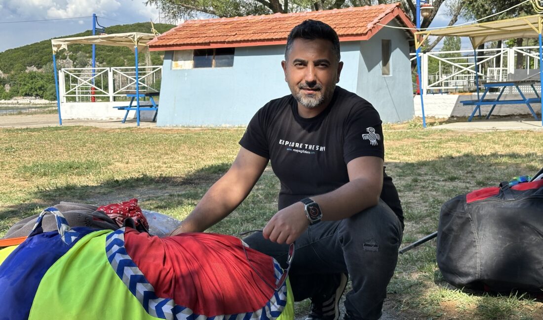 Yedi renkli göl olarak