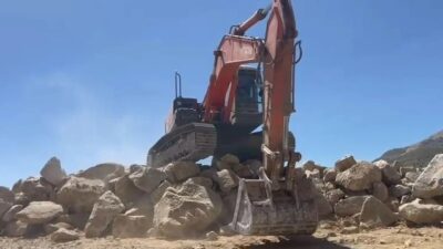 Isparta’nın Direkli Köyü’nde Su Direnişi Sonuç Verdi: İş Makineleri Geri Çekildi