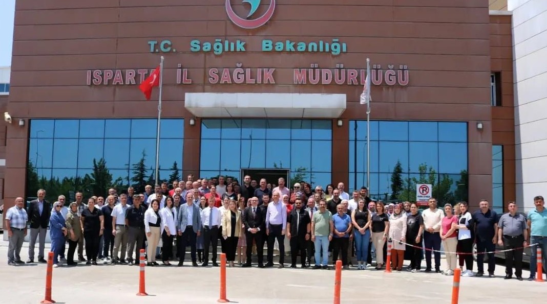 Isparta İl Sağlık Müdürlüğü’nde Kurban Bayramı Bayramlaşma Programı Düzenlendi