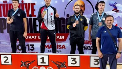 Ispartalı Karateciler Türkiye Premier Ligi’nden Madalyalarla Döndü