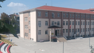 Hızırbey Ortaokulu’ndan Fen Liselerine Büyük Başarı