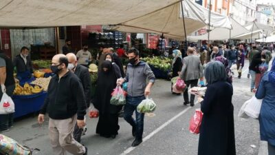 Nakit Krizi Tarihe Karışıyor: Semt Pazarlarında Kart Dönemi