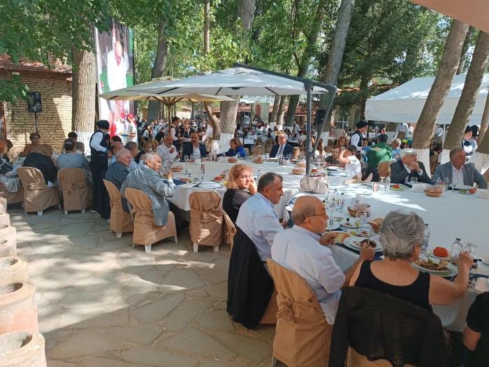 9.Cumhurbaşkanı Süleyman Demirel'in kardeşi