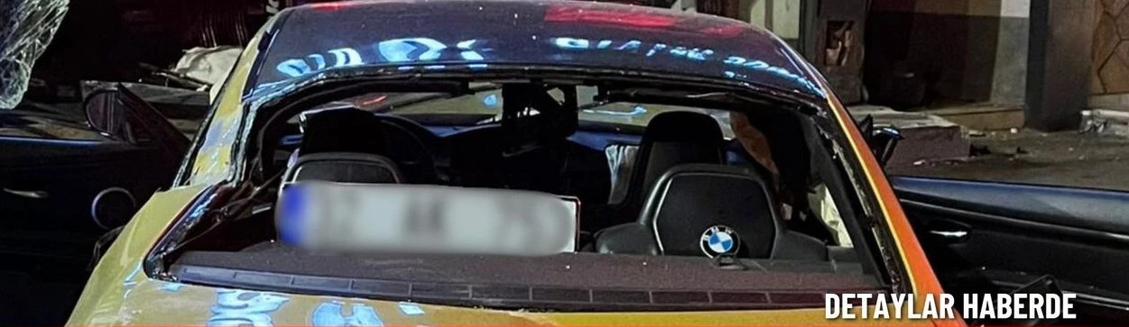 Otomobil Mağazaya Daldı: 1 Yaralı