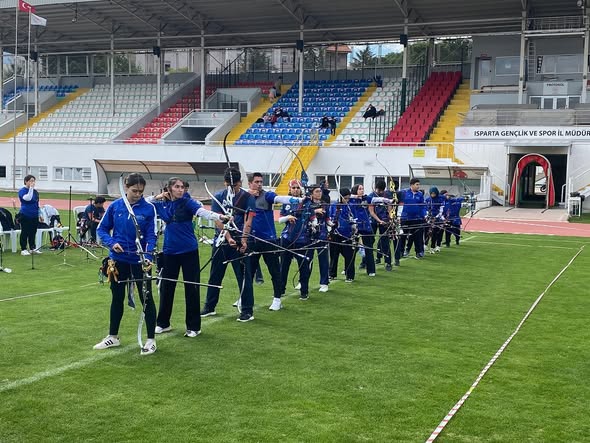 Cumhuriyetin 102. Yılında Oklar Hedefi Buldu Isparta’da Cumhuriyetin 102. yılı