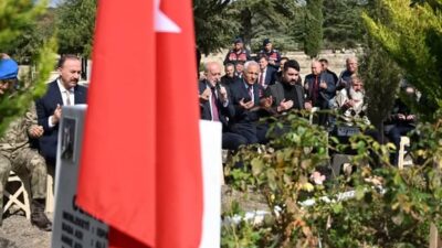 Şehit Piyade Uzman Çavuş Cemil Yavaş Kabri Başında Anıldı